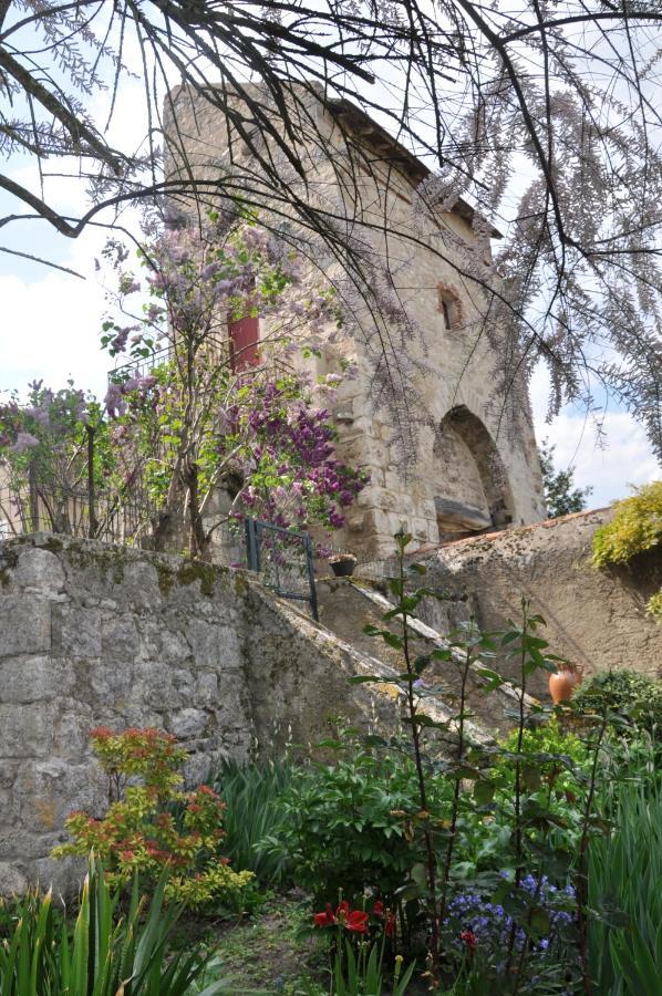 La Maison Du De Conde * Charroux-dʼAllier